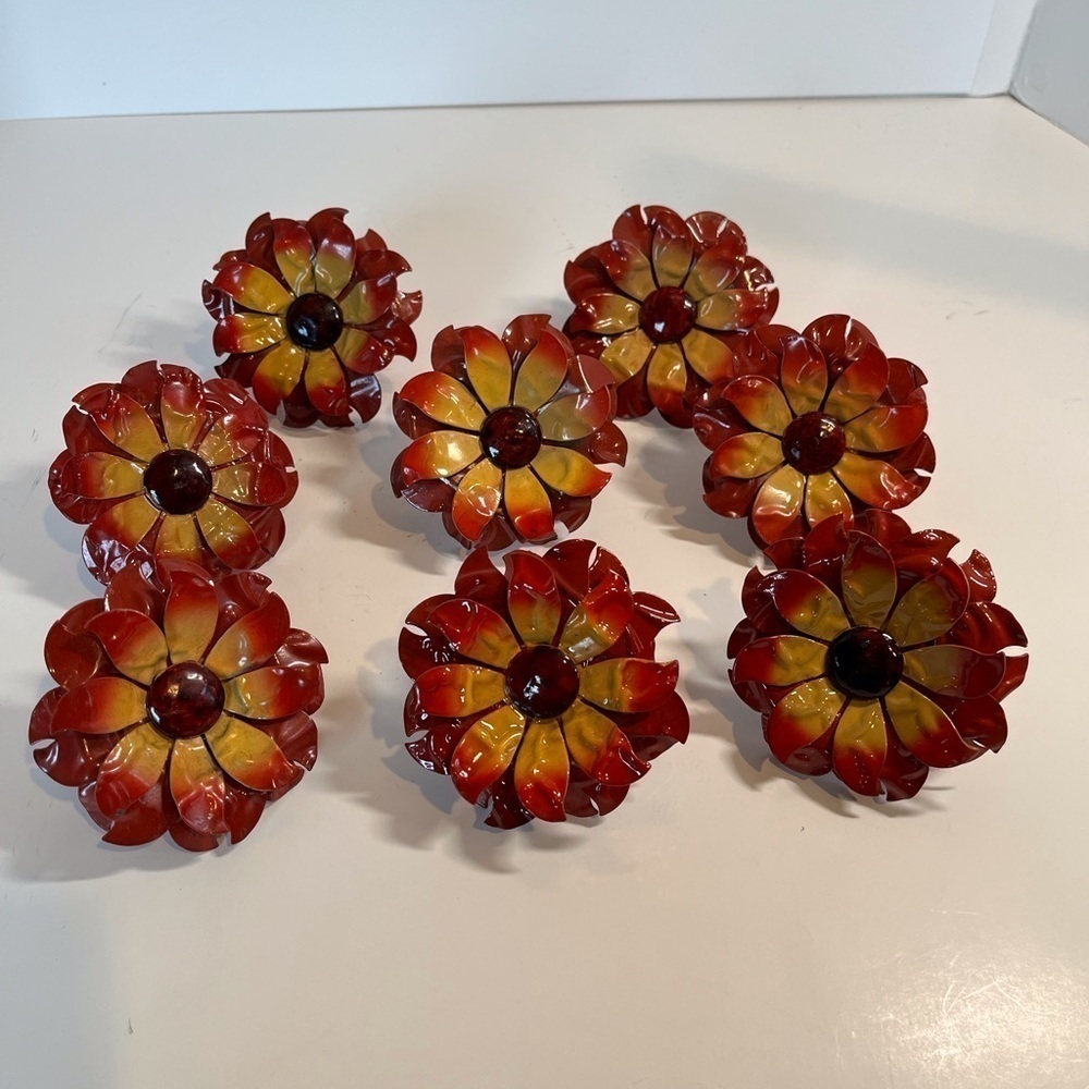 Vintage Enamel/Metal Flower Napkin Rings Set of 8 - Picture 10 of 10
